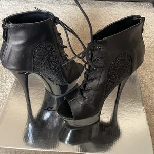 Ellie Heels